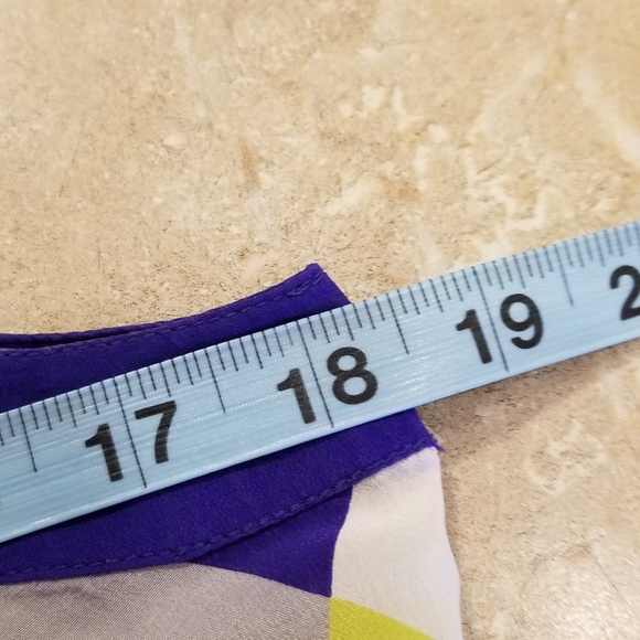 CHIC SPRING TOP - Picture 4 of 8